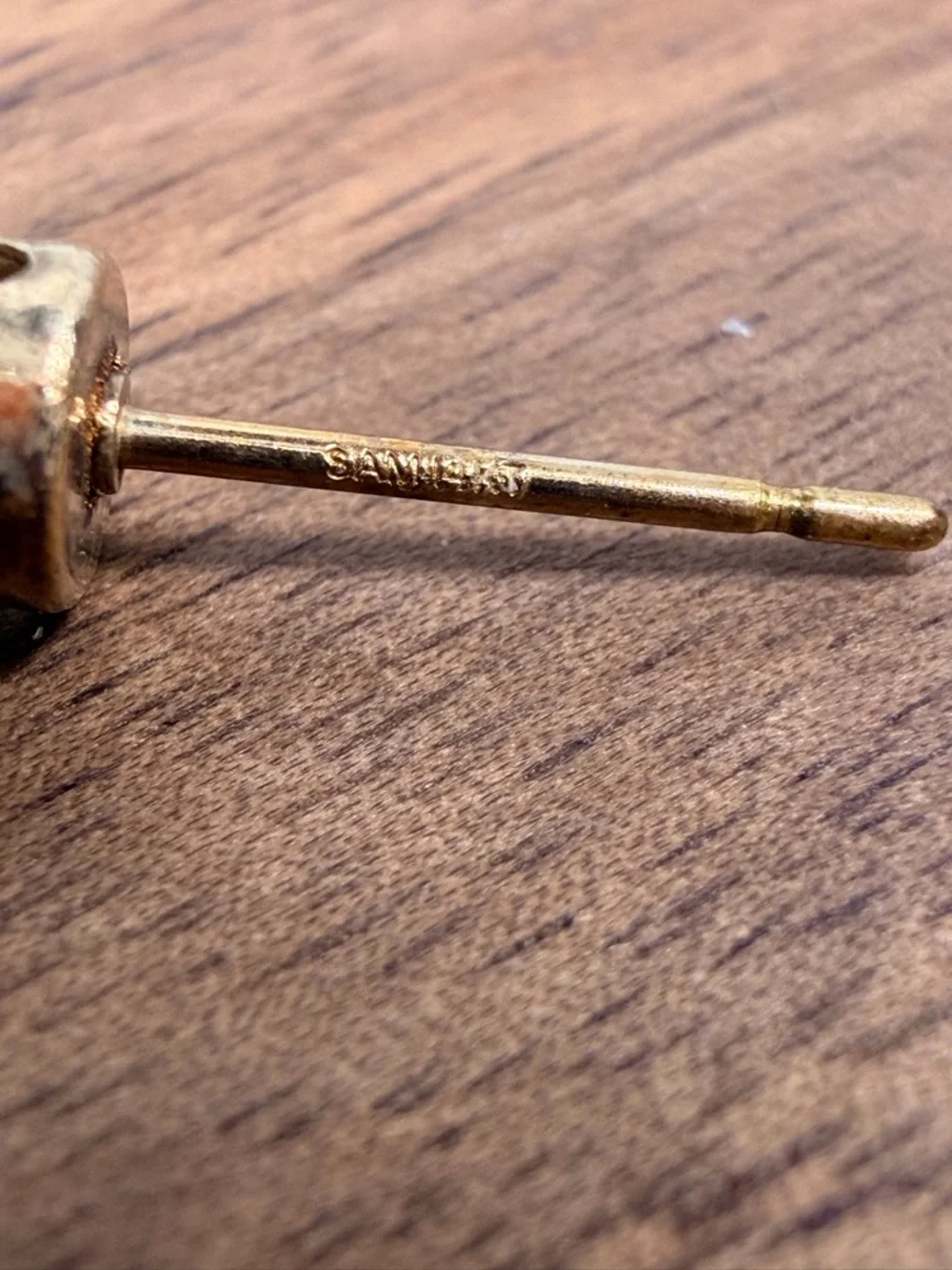 14k Gold 5mm Peridot Green Round Stud Earrings - Picture 7 of 7